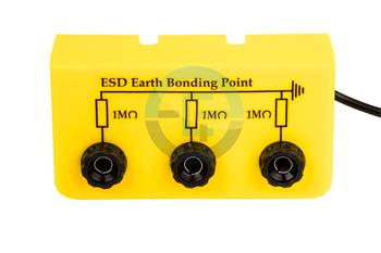 ESD uzemňovací systém (3 x banánik)